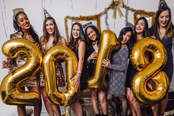 2018 New Years Party Friends 2018 New Years Party Friends