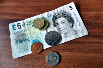 5 Pounds Banknote With Five Coins 5 Pounds Banknote With Five Coins