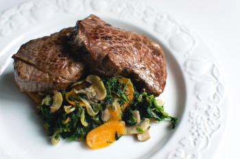 A beef steak and vegetables | Free public domain photo - 447815 A beef steak and vegetables | Free public domain photo - 447815