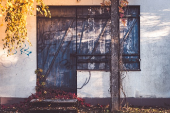 Abandoned Wooden Door Abandoned Wooden Door