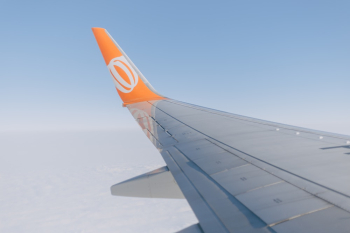 Airliner on Flight Airliner on Flight