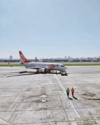 airplane at tarmsc