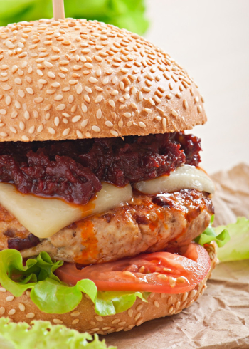 American burger with chicken and bacon, homemade barbecue sauce Free Photo American burger with chicken and bacon, homemade barbecue sauce Free Photo