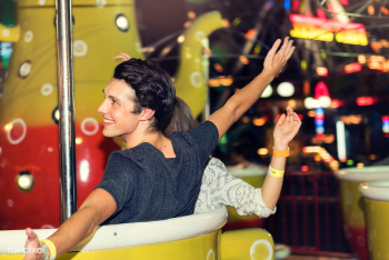 Amusement park caucasian enjoyment | Free stock photo - 81137 Amusement park caucasian enjoyment | Free stock photo - 81137