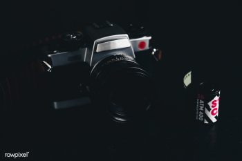 Analog film camera | Free public domain photo - 593218