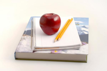 apple and books.jpg apple and books.jpg