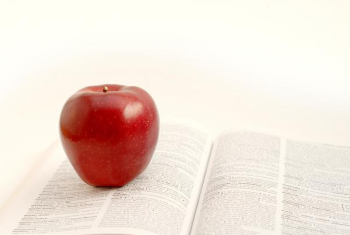 apple book.jpg apple book.jpg