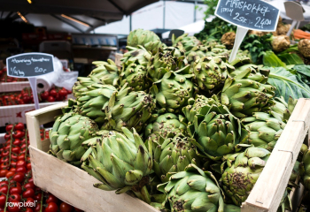 Artichokes at farmers market | Free public domain photo - 448030 Artichokes at farmers market | Free public domain photo - 448030