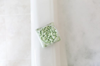 Bath Salts On Bathtub Bath Salts On Bathtub