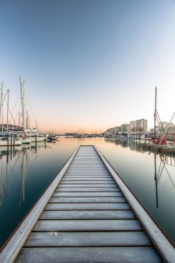 beach dock above water level