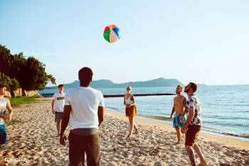 Beach summer beach ball | Free stock photo - 8019 Beach summer beach ball | Free stock photo - 8019