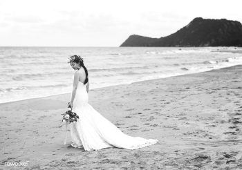 Beautiful bride by the sea | Free stock photo - 429081 Beautiful bride by the sea | Free stock photo - 429081