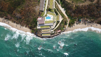 bird's eye view of a beach bird's eye view of a beach