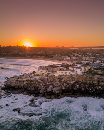 Bird's-eye View of Ocean Waves Bird's-eye View of Ocean Waves