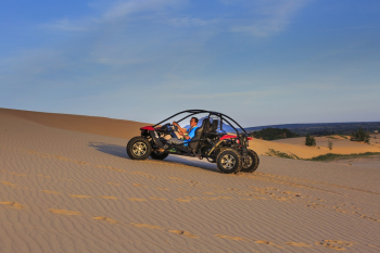 Black and Red Utv at the Desert Black and Red Utv at the Desert