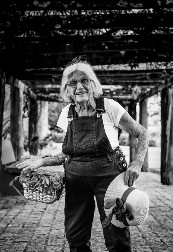 Black And White Photo Of An Elderly Woman Black And White Photo Of An Elderly Woman
