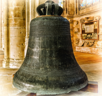 Black Bell Black Bell