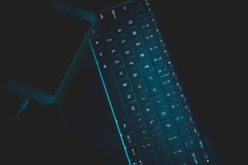 black laptop computer