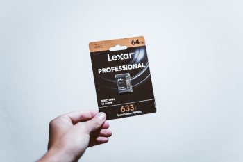 Black Lexar 64 Gb Sd Card Pack Black Lexar 64 Gb Sd Card Pack