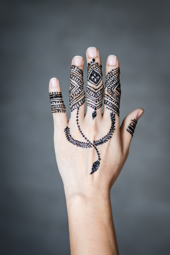 Black Mendhi Tattoo Black Mendhi Tattoo