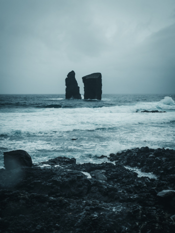 Black Rocks on Ocean Black Rocks on Ocean