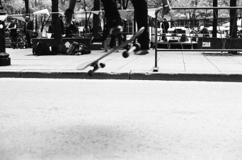black skateboard black skateboard