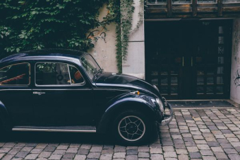 black Volkswagen Beetle black Volkswagen Beetle