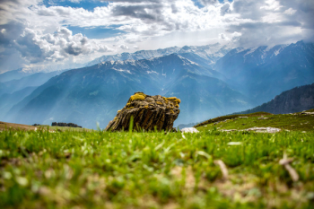 Boulder Behind Mountain Boulder Behind Mountain