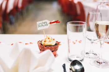 Bride’s wedding muffin Bride’s wedding muffin