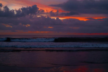 Bright beautiful colored sunset on the ocean