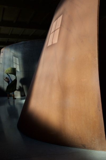 brown wooden board brown wooden board