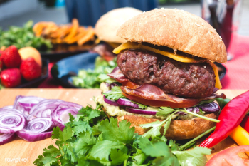 Burger with cheddar cheese food photography | Free public domain photo - 447962 Burger with cheddar cheese food photography | Free public domain photo - 447962