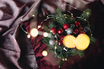 Burgundy Christmas Decorations Burgundy Christmas Decorations