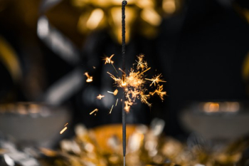 Burning Celebration Sparkler Burning Celebration Sparkler