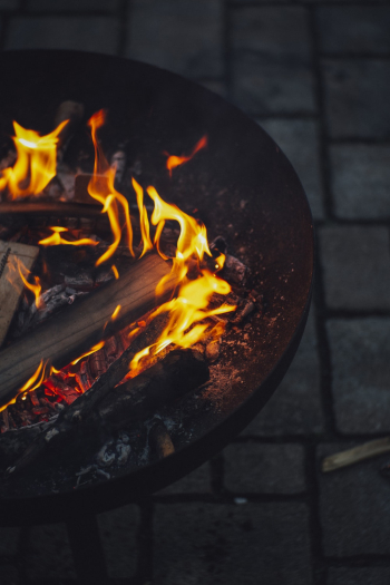 burning firewoods burning firewoods