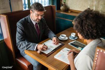 Business people discussing in the cafe | Free stock photo - 413117 Business people discussing in the cafe | Free stock photo - 413117