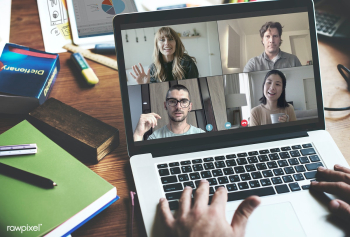 Businessman in a video conference call while working from home during .. | Free  photo - 2336611