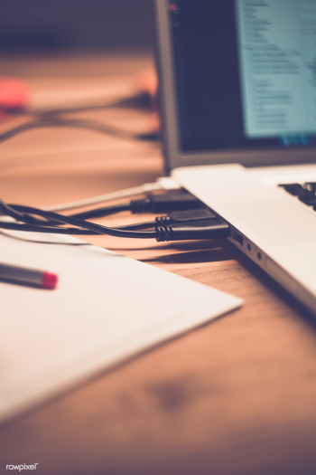 Cables in a laptop | Free public domain photo - 432982 Cables in a laptop | Free public domain photo - 432982