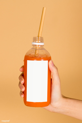 Carrot juice in a bottle with a mockup label | Free  transparent png - 2293451