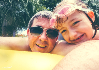 Caucasian father daughter enjoying summer tim.. | Free stock photo - 8201