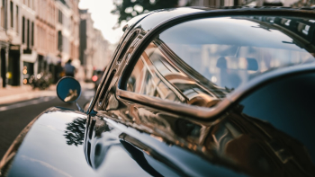 Chevrolet Corvette Stingray 1963 'split window' in Amsterdam. What a beauty.