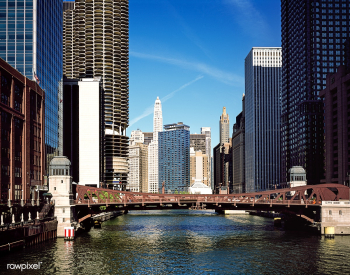 Chicago River in downtown Chicago. Original i.. | Free public domain photo - 433928