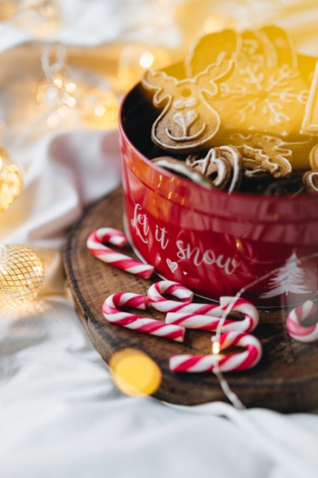 Christmas ornament cookies