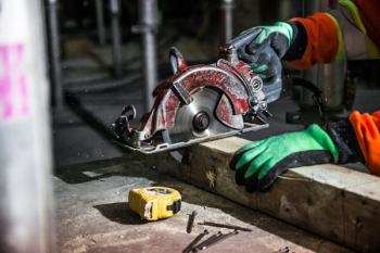 Circular Saw Cuts Beam Circular Saw Cuts Beam