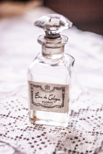 Clear Fragrance Bottle Clear Fragrance Bottle