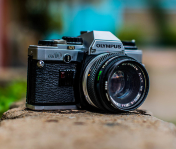 Close-up Photo of an Analogue Camera Close-up Photo of an Analogue Camera