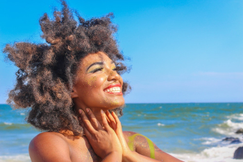 Close-Up Photo of Woman With Afro Hair Close-Up Photo of Woman With Afro Hair