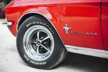 Close-up Photography of Ford Mustang Vehicle Close-up Photography of Ford Mustang Vehicle