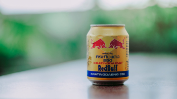 Close-up Photography of Red Bull in Can Close-up Photography of Red Bull in Can
