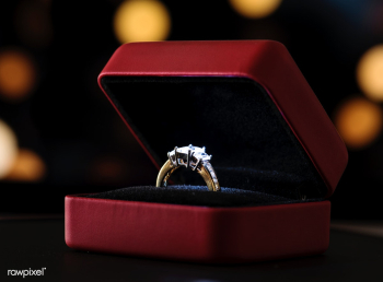 Closeup of diamond ring | Free stock photo - 377926 Closeup of diamond ring | Free stock photo - 377926